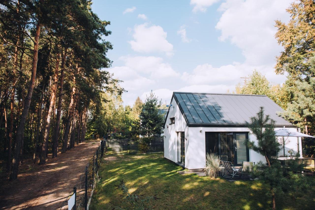 Narev Domy Wakacyjne Kazdy Dom Na Wylacznosc Oddzielnie Ogrodzony Pomiechowek Exterior photo